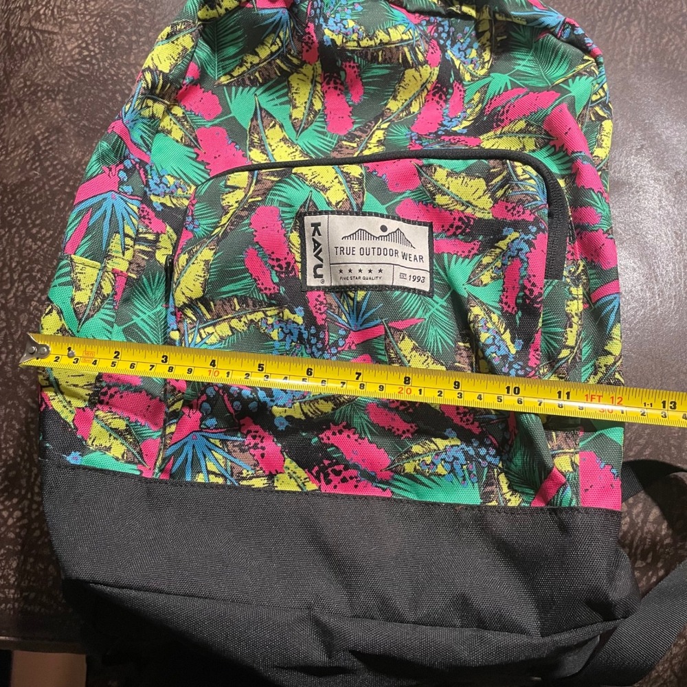 KAVU True Outdoor Wear Backpack Colorful Tropical Print Travel Bag‎ - Picture 3 of 6